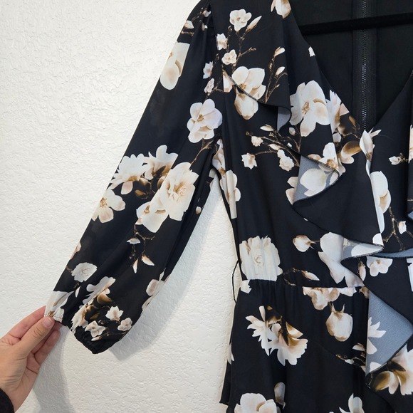 Alice + Olivia 6 Kye Floral Ruffle Midi Dress Black White Flowers Party Cocktail - Picture 4 of 11